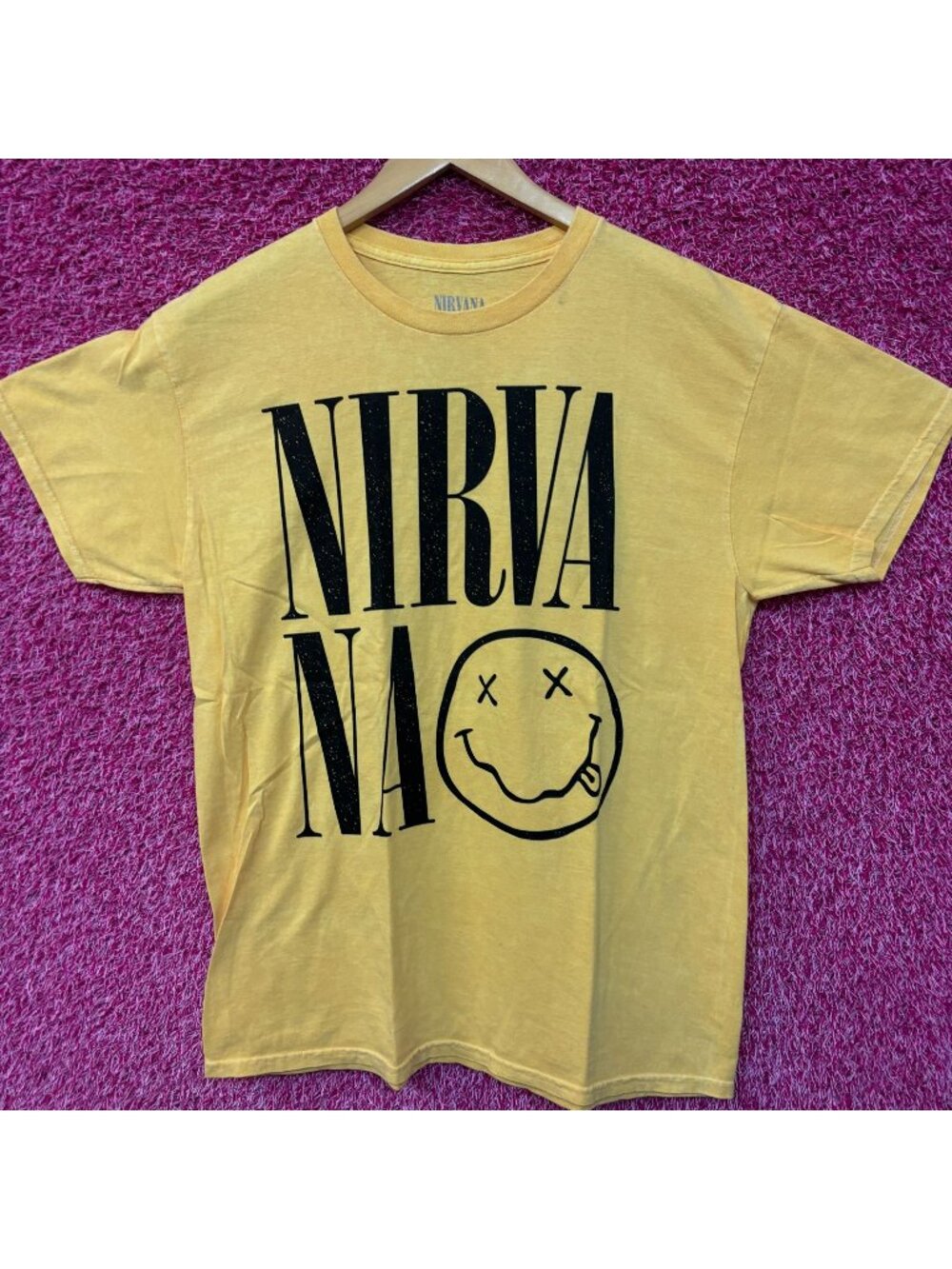 Nirvana Spell-Out Nevermind Smiley Face Grunge Tee Large
